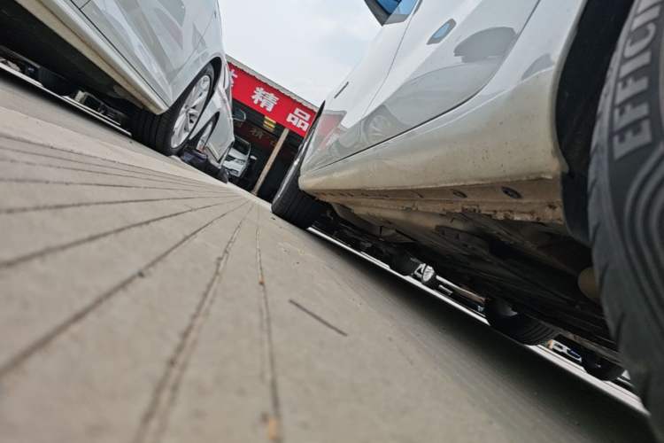 Used Chevrolet Malibu XL 2021 535T Automatic Sport Edition Left Side Sill
