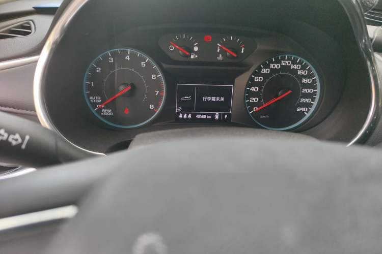 Used Chevrolet Malibu XL 2021 535T Automatic Sport Edition Odometer Close Up