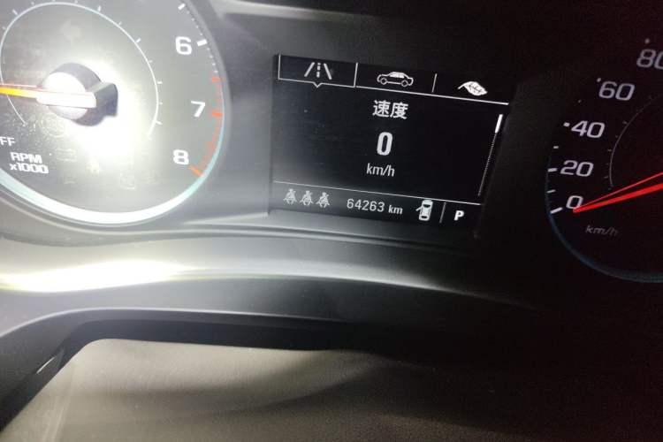 Used Chevrolet Malibu XL 2021 535T Automatic Sharp Edition Odometer Close Up