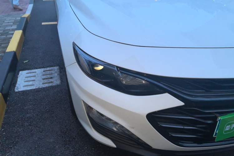 Used Chevrolet Malibu XL 2021 Redline 550T Automatic Sharp Edition Right Front Headlight