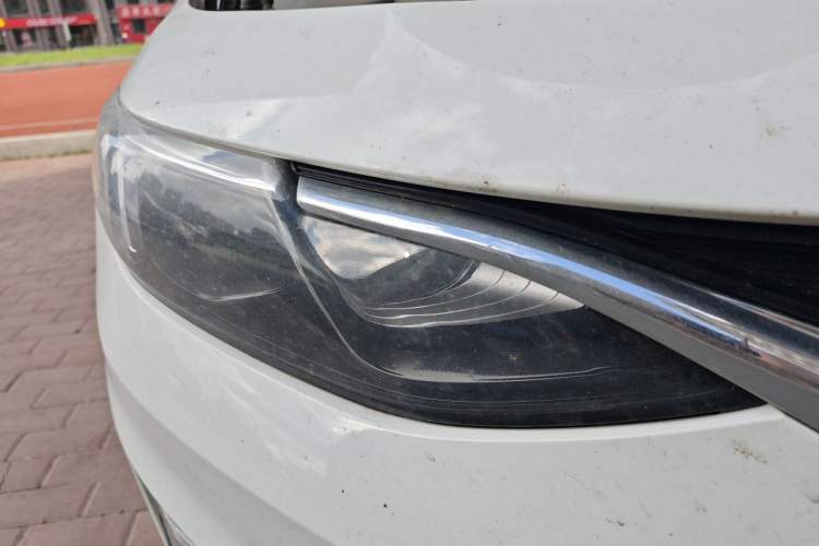 Used Chevrolet Malibu XL 2021 535T Automatic Sport Edition Right Front Headlight