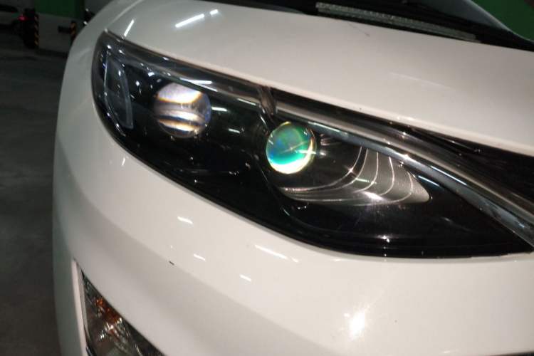 Used Chevrolet Malibu XL 2021 535T Automatic Sport Edition Right Front Headlight