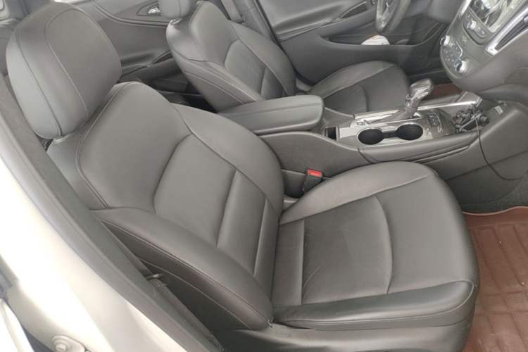 Used Chevrolet Malibu XL 2021 535T Automatic Sport Edition Right Front Seat