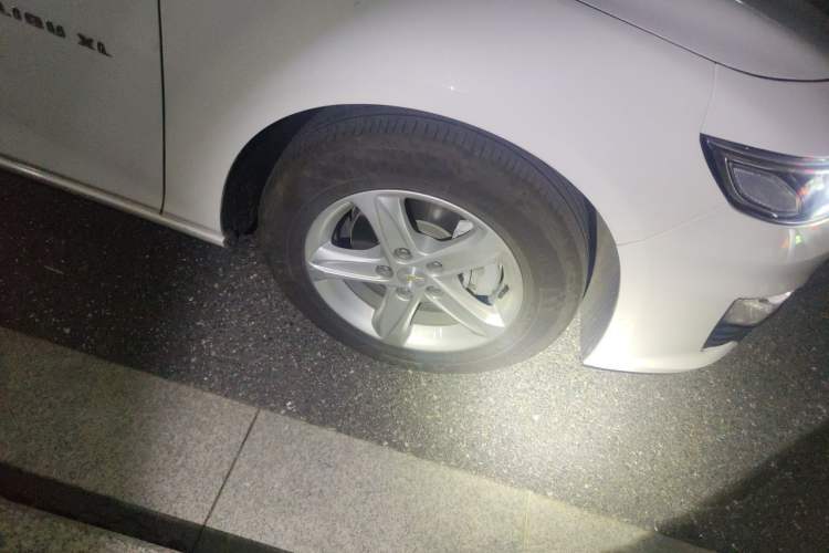 Used Chevrolet Malibu XL 2021 535T Automatic Sharp Edition Right Front Wheel Hub