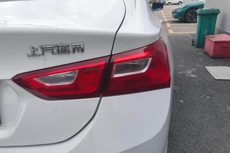Used Chevrolet Malibu XL 2021 535T Automatic Sharp Edition Right Rear Taillight