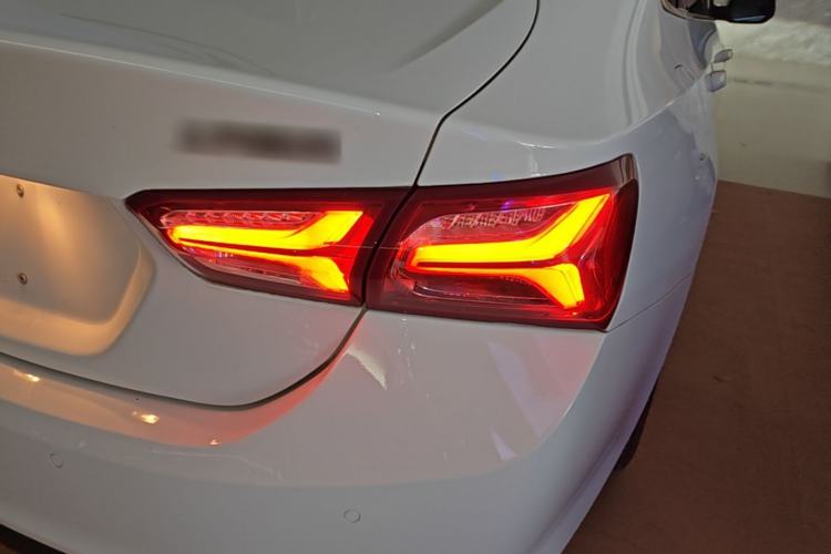 Used Chevrolet Malibu XL 2021 535T Automatic Sport Edition Right Rear Taillight