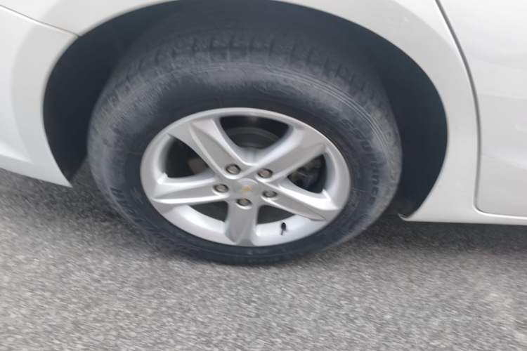 Used Chevrolet Malibu XL 2021 535T Automatic Sharp Edition Right Rear Wheel Hub