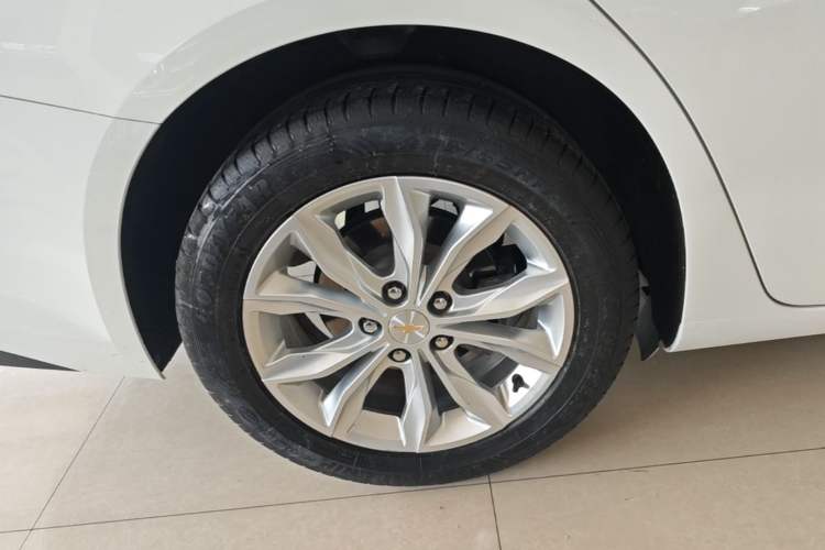 Used Chevrolet Malibu XL 2021 535T Automatic RuiLian Edition Right Rear Wheel Hub