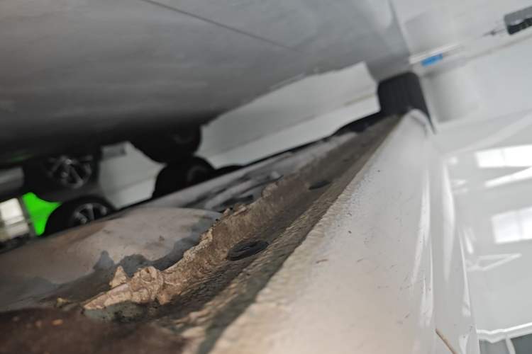 Used Chevrolet Malibu XL 2021 535T Automatic Sport Edition Right Side Sill