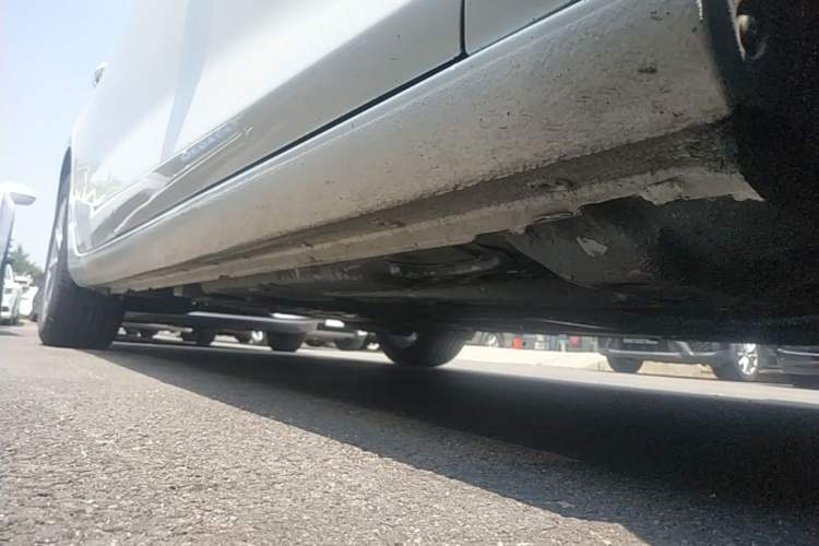 Used Chevrolet Malibu XL 2021 535T Automatic Sport Edition Right Side Sill
