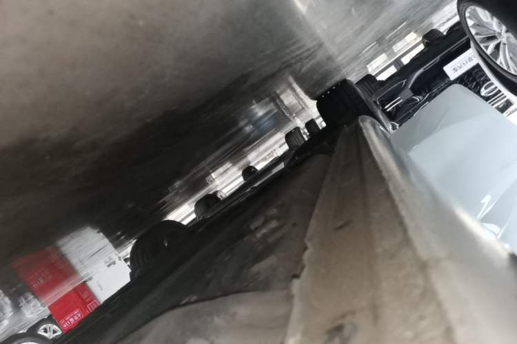 Used Chevrolet Malibu XL 2021 Redline 550T Automatic RuiLian Edition Right Side Sill