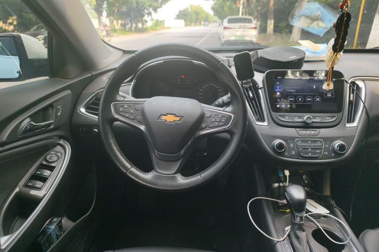 Used Chevrolet Malibu XL 2021 535T Automatic Sport Edition Steering Wheel