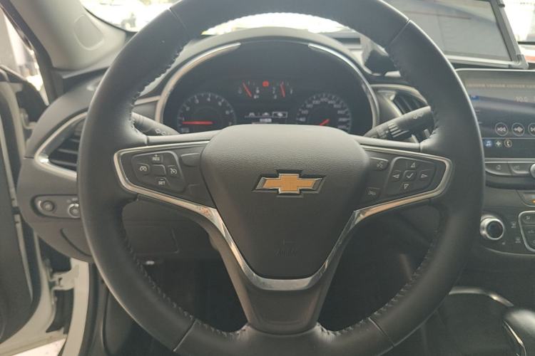 Used Chevrolet Malibu XL 2021 535T Automatic Sport Edition Steering Wheel