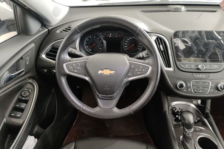 Used Chevrolet Malibu XL 2021 535T Automatic Sport Edition Steering Wheel