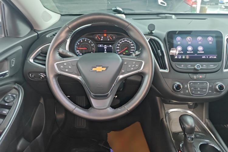 Used Chevrolet Malibu XL 2021 535T Automatic Sport Edition Steering Wheel