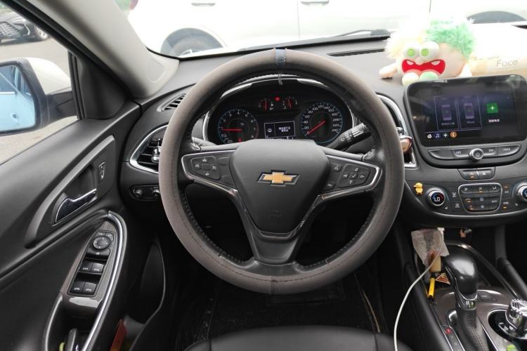 Used Chevrolet Malibu XL 2021 535T Automatic Sport Edition Steering Wheel
