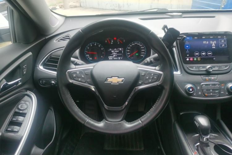 Used Chevrolet Malibu XL 2021 535T Automatic Sport Edition Steering Wheel