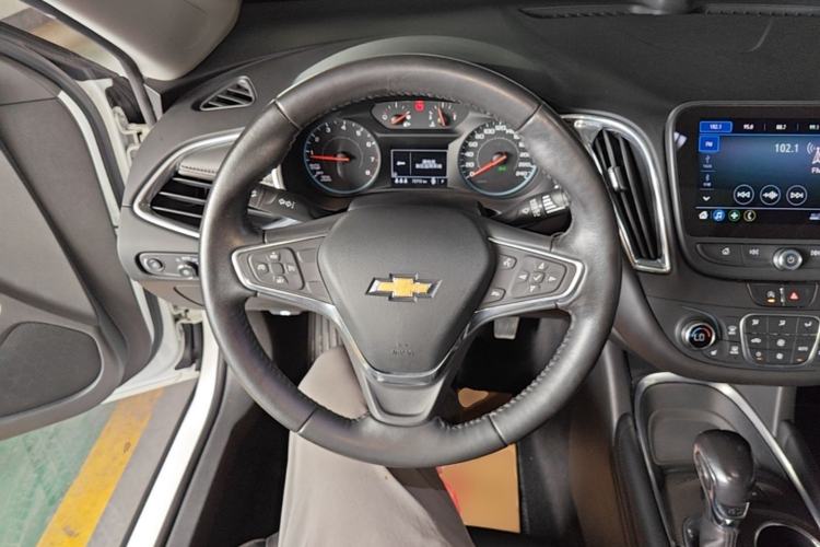 Used Chevrolet Malibu XL 2021 535T Automatic Sport Edition Steering Wheel