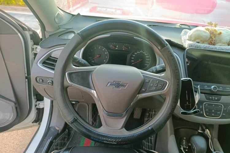 Used Chevrolet Malibu XL 2021 535T Automatic Sharp Edition Steering Wheel