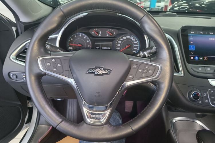 Used Chevrolet Malibu XL 2021 535T Automatic Sport Edition Steering Wheel