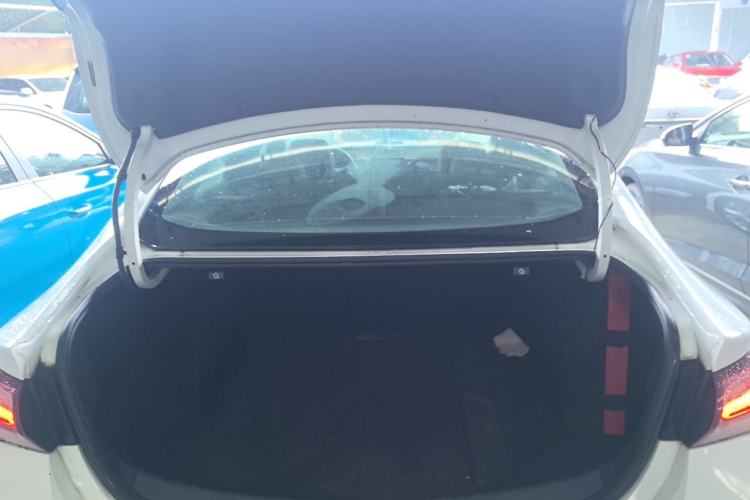 Used Chevrolet Malibu XL 2021 535T Automatic Sport Edition Trunk