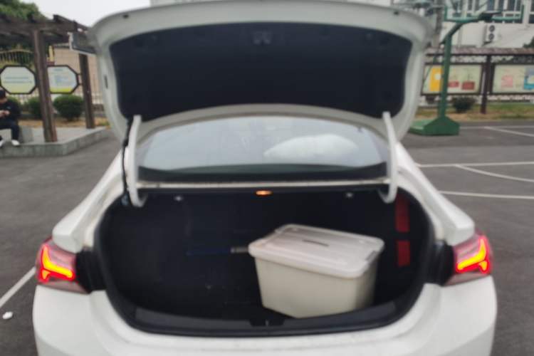 Used Chevrolet Malibu XL 2021 Redline 550T Automatic Sharp Edition Trunk