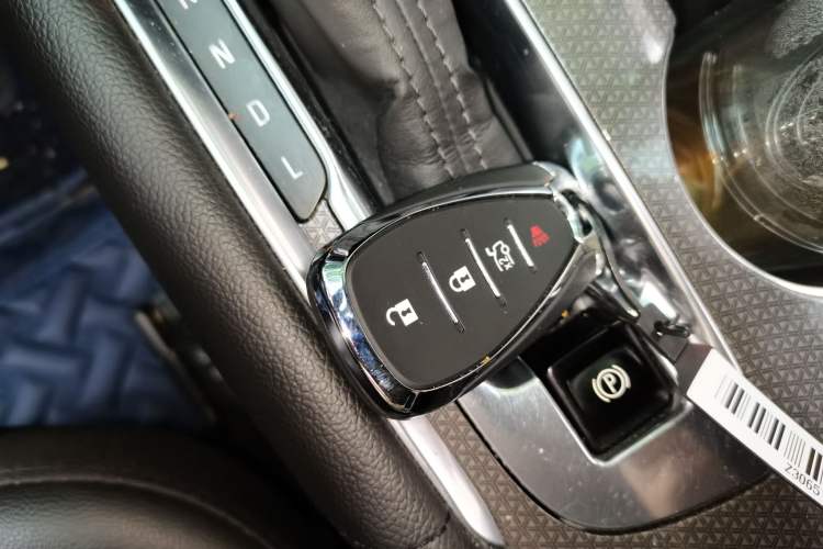 Used Chevrolet Malibu XL 2021 535T Automatic RuiLian Edition Vehicle Key