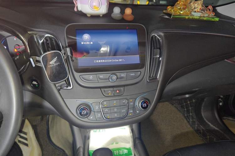 Used Chevrolet Malibu XL 2022 535T Automatic RuiLian Edition Audio And AC Panel