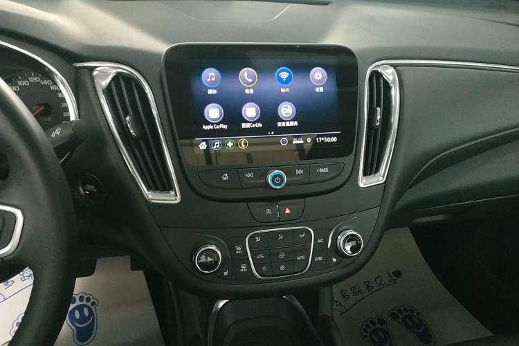 Used Chevrolet Malibu XL 2022 535T Automatic Sport Edition Audio And AC Panel