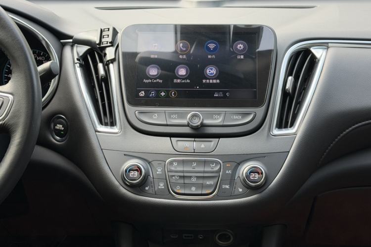 Used Chevrolet Malibu XL 2022 535T Automatic Sport Edition Audio And AC Panel