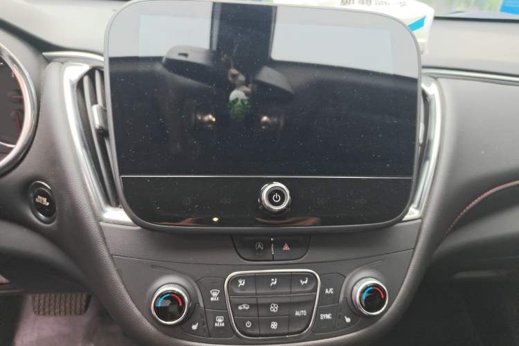 Used Chevrolet Malibu XL 2022 Redline 550T Automatic RuiLian Edition Audio And AC Panel