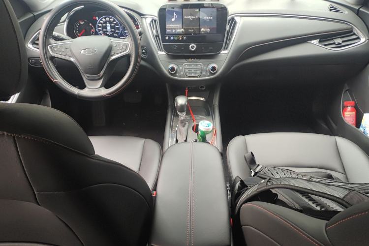 Used Chevrolet Malibu XL 2022 Redline 550T Automatic RuiLian Edition Center Console