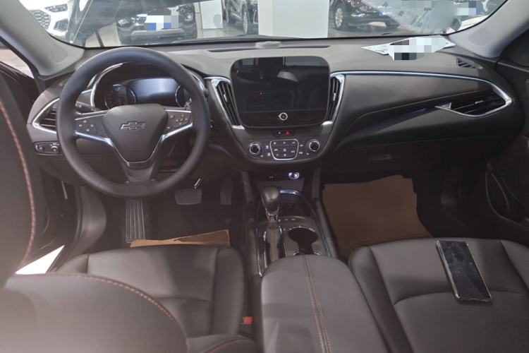 Used Chevrolet Malibu XL 2022 Redline 550T Automatic RuiLian Edition Center Console