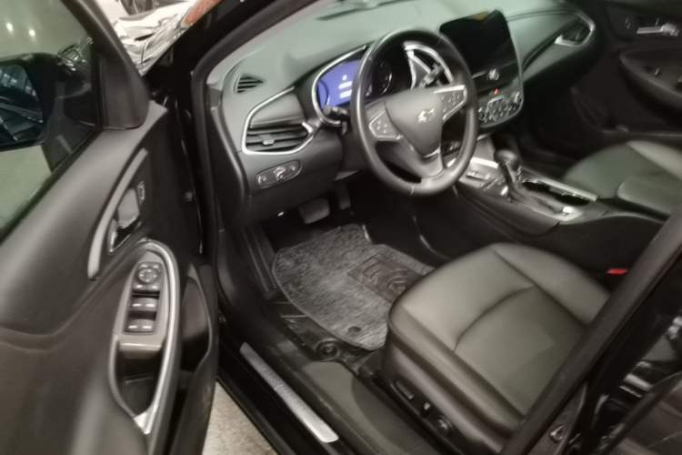 Used Chevrolet Malibu XL 2022 Redline 550T Automatic RuiLian Edition Driver Seat