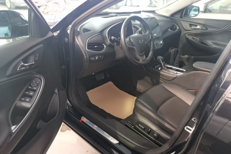 Used Chevrolet Malibu XL 2022 Redline 550T Automatic RuiLian Edition Driver Seat