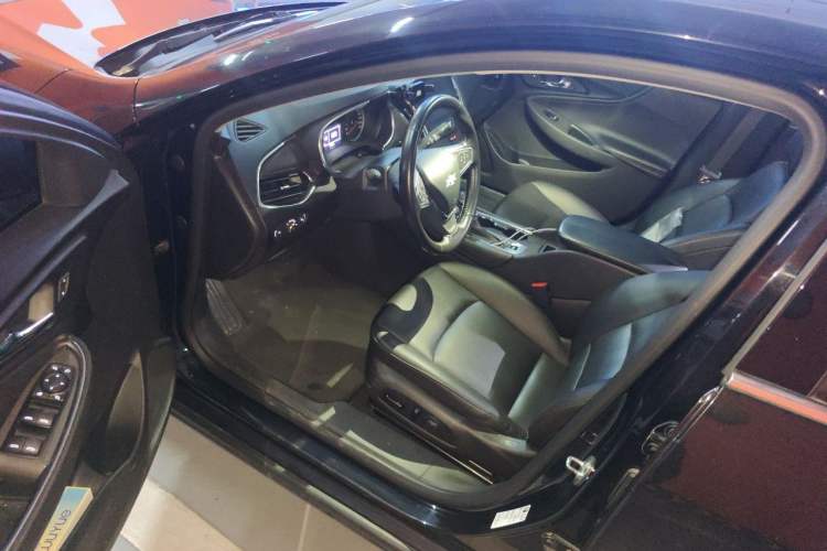 Used Chevrolet Malibu XL 2022 535T Automatic Sport Edition Driver Seat