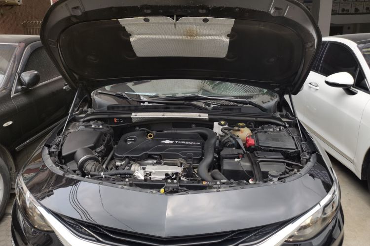 Used Chevrolet Malibu XL 2022 535T Automatic Sport Edition Engine Bay