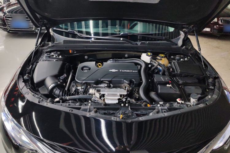 Used Chevrolet Malibu XL 2022 535T Automatic Sport Edition Engine Bay