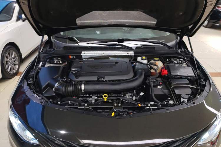 Used Chevrolet Malibu XL 2022 Redline 550T Automatic Sport Edition Engine Bay