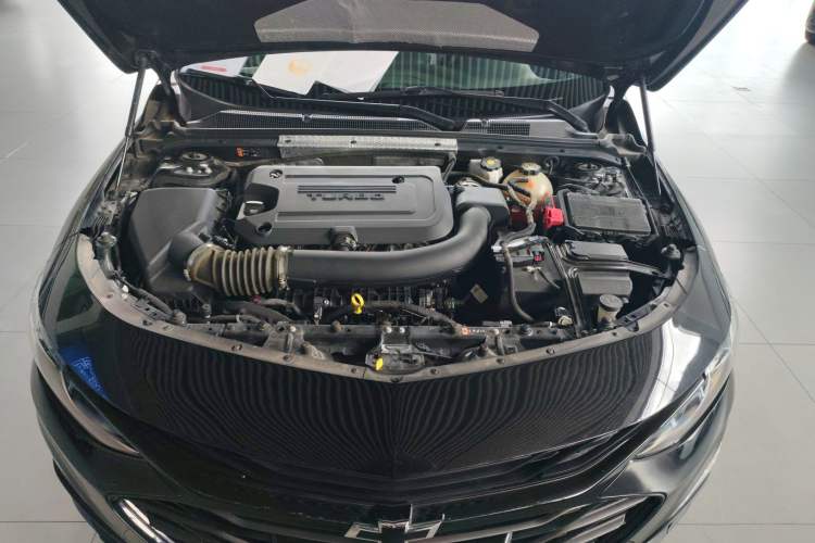 Used Chevrolet Malibu XL 2022 Redline 550T Automatic Sport Edition Engine Bay