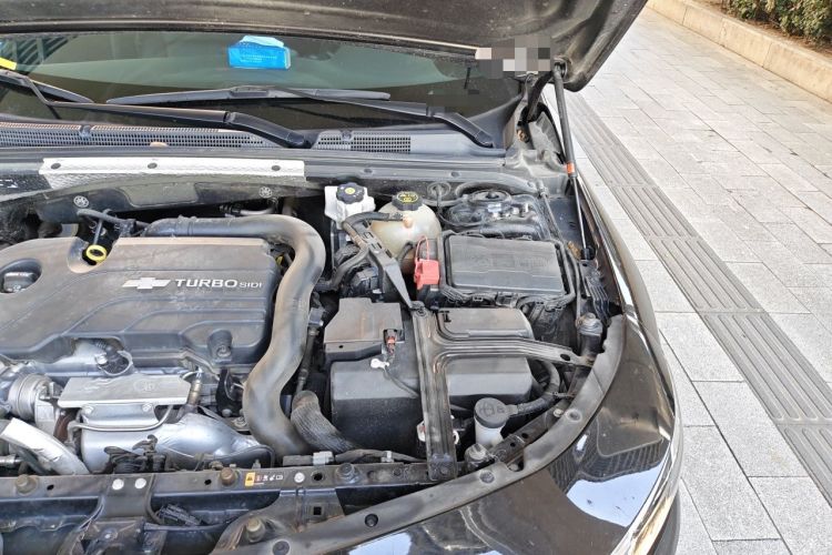Used Chevrolet Malibu XL 2022 535T Automatic Sport Edition Engine Bay Left