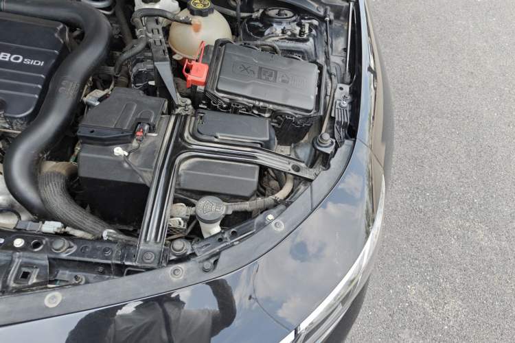 Used Chevrolet Malibu XL 2022 535T Automatic Sport Edition Engine Bay Left