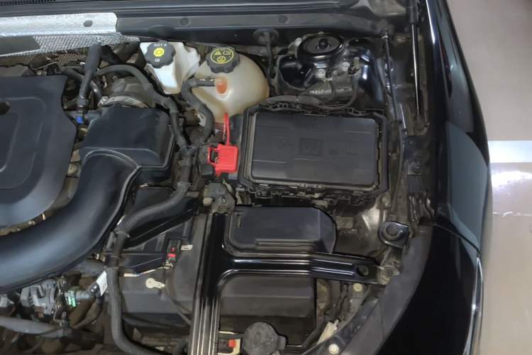 Used Chevrolet Malibu XL 2022 Redline 550T Automatic RuiLian Edition Engine Bay Left