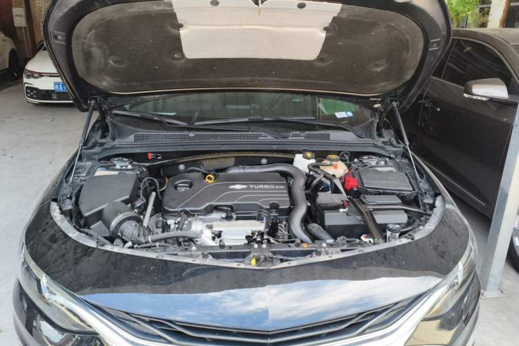 Used Chevrolet Malibu XL 2022 535T Automatic Sport Edition Engine Bay