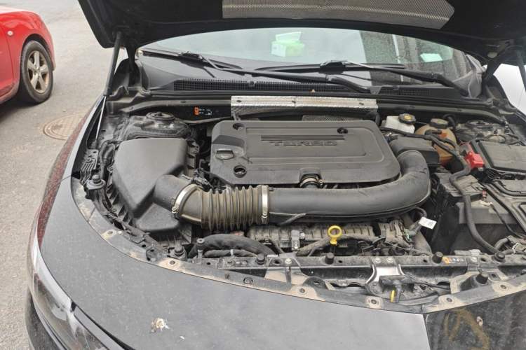 Used Chevrolet Malibu XL 2022 Redline 550T Automatic Sport Edition Engine Bay Right