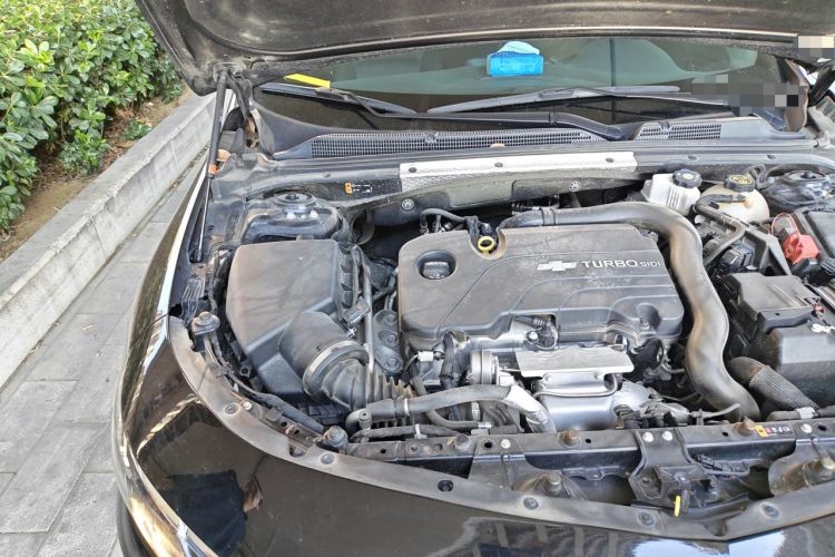 Used Chevrolet Malibu XL 2022 535T Automatic Sport Edition Engine Bay Right