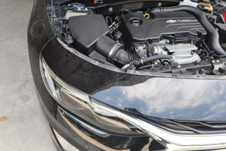 Used Chevrolet Malibu XL 2022 535T Automatic Sport Edition Engine Bay Right
