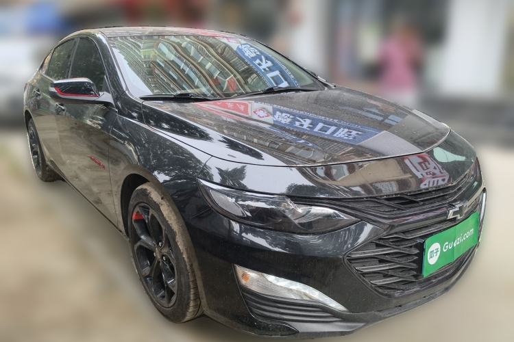 Used Chevrolet Malibu XL 2022 Redline 550T Automatic Sport Edition Front Right 45 Deg