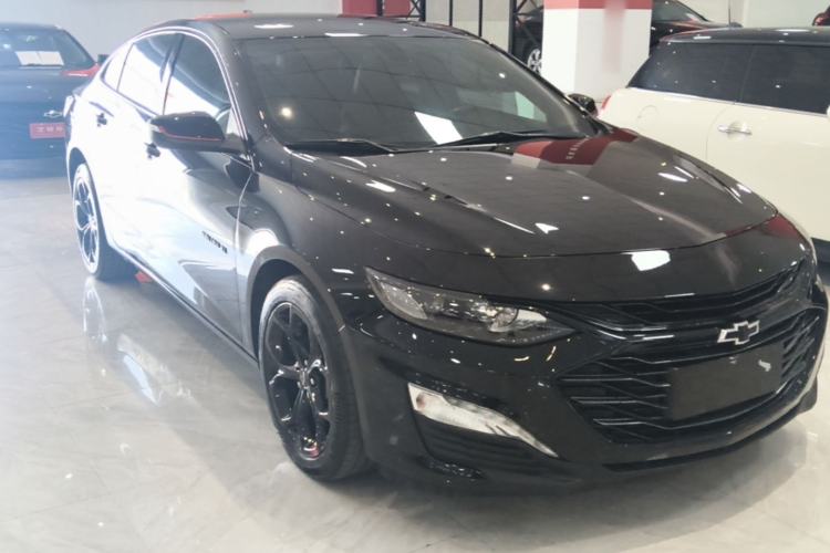 Used Chevrolet Malibu XL 2022 Redline 550T Automatic Sport Edition Front Right 45 Deg