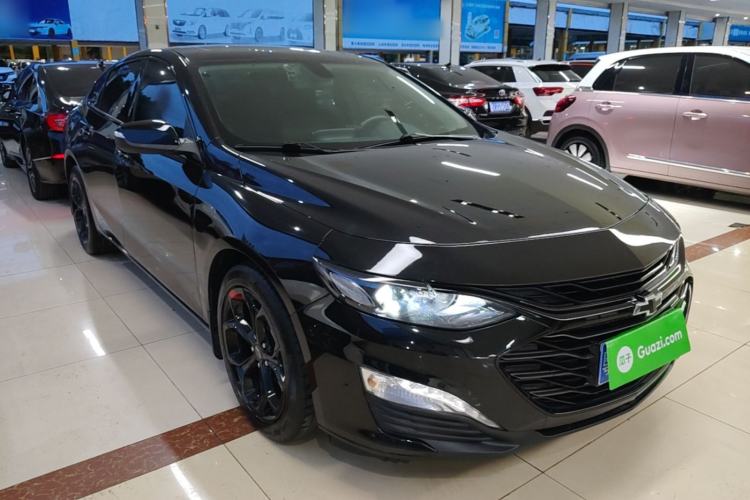 Used Chevrolet Malibu XL 2022 Redline 550T Automatic Sport Edition Front Right 45 Deg